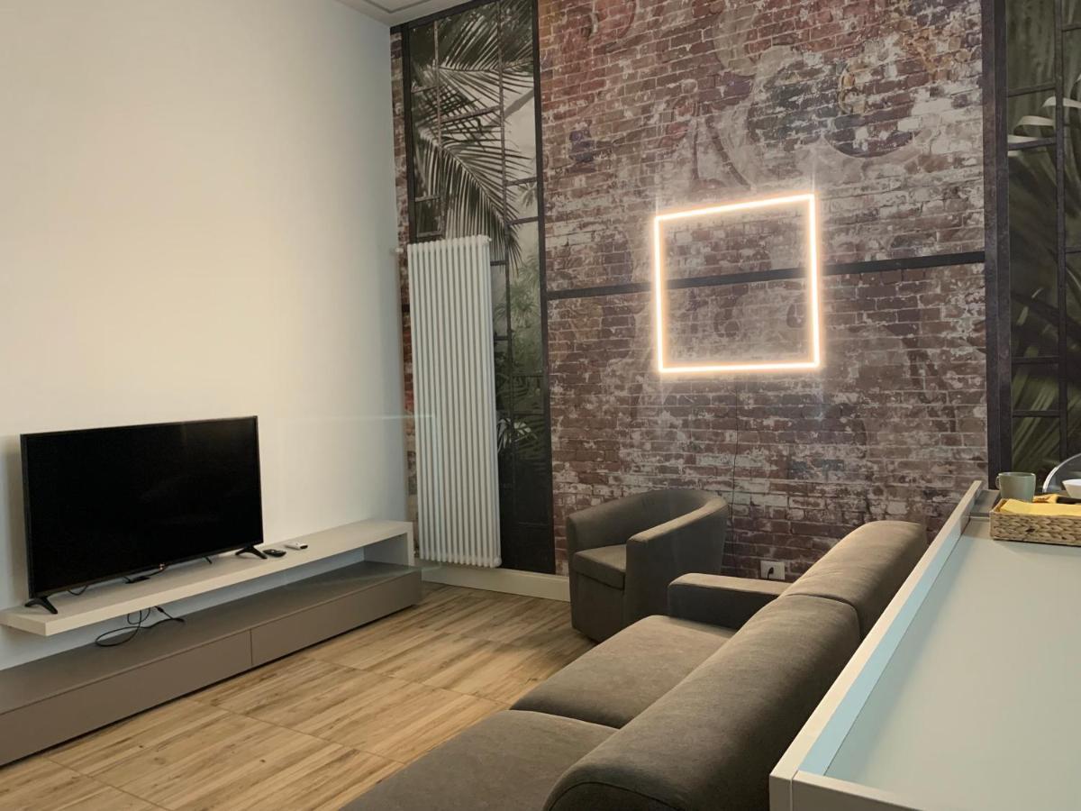 Niki O. Charme Appartement Parma Buitenkant foto